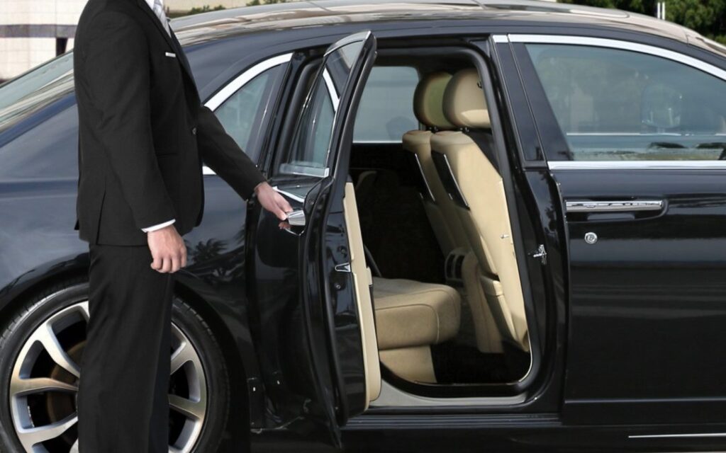 Professional Port of Miami transportation for cruise passengers.